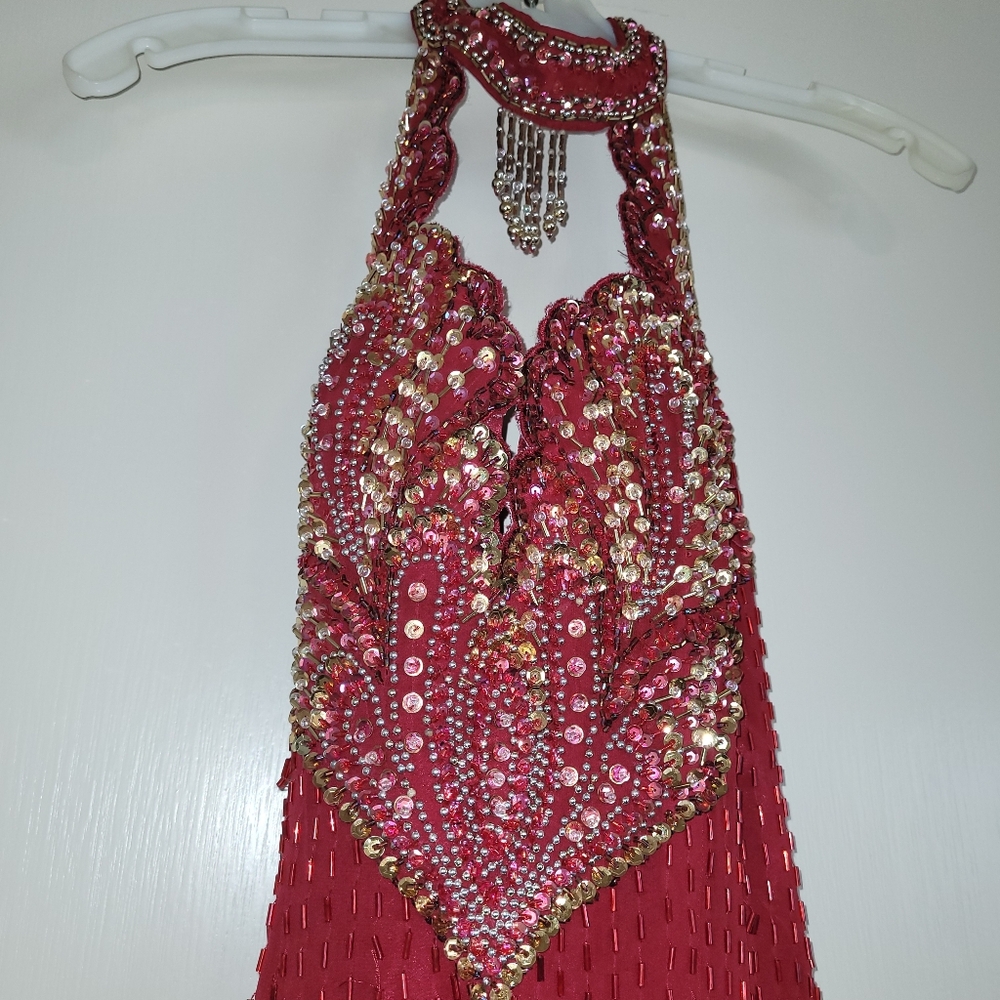 Alyce designs vintage formal gown, size 6, maroon